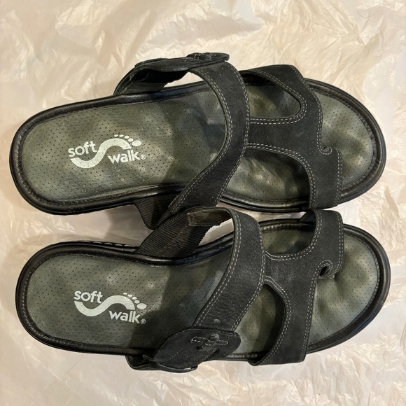 SoftWalk Leather Suede Slides Sandals Heels - Picture 3 of 4